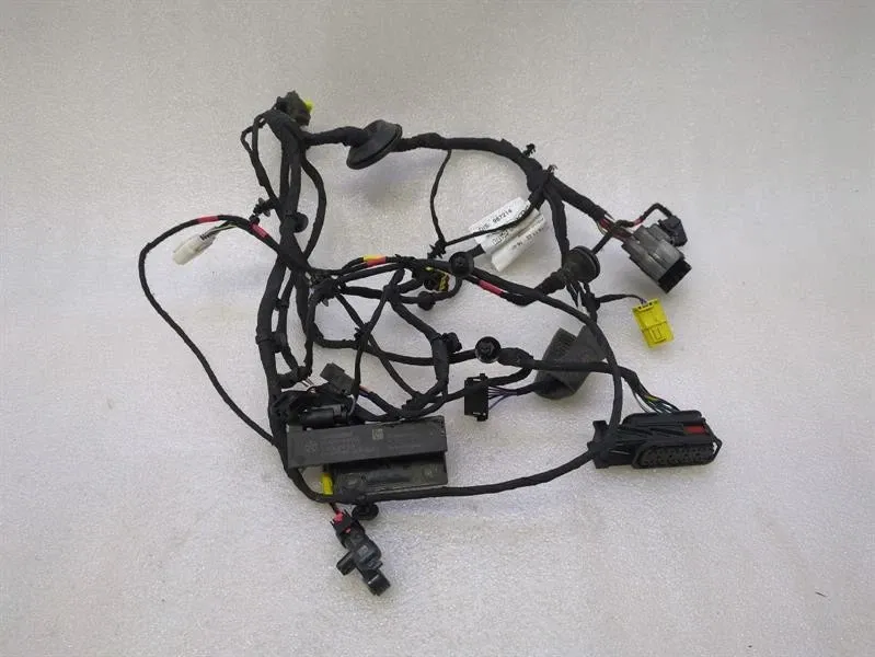 Wiring Loom Brand/Model: FERRARI SF90
Year: 2023
Engine: 39...