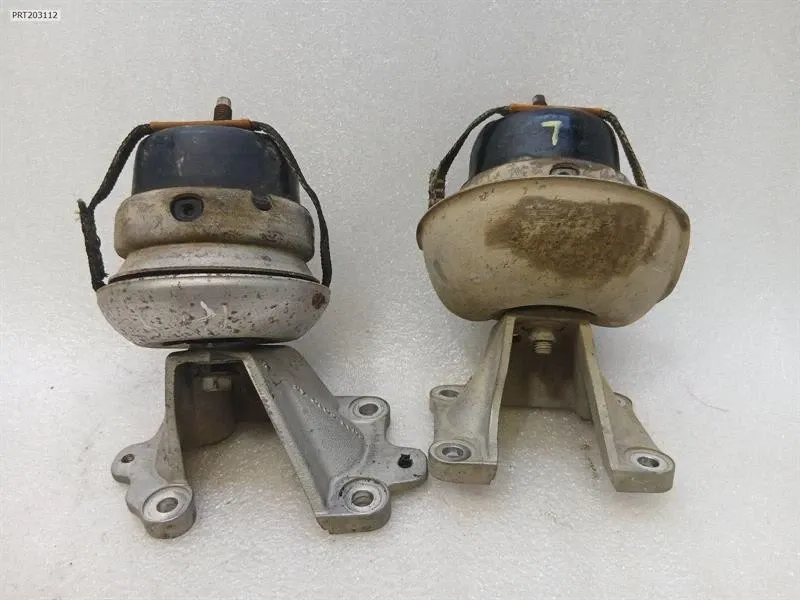 Engine Mount Brand/Model: ASTON MARTIN VANTAGE
Year: 2006
En...