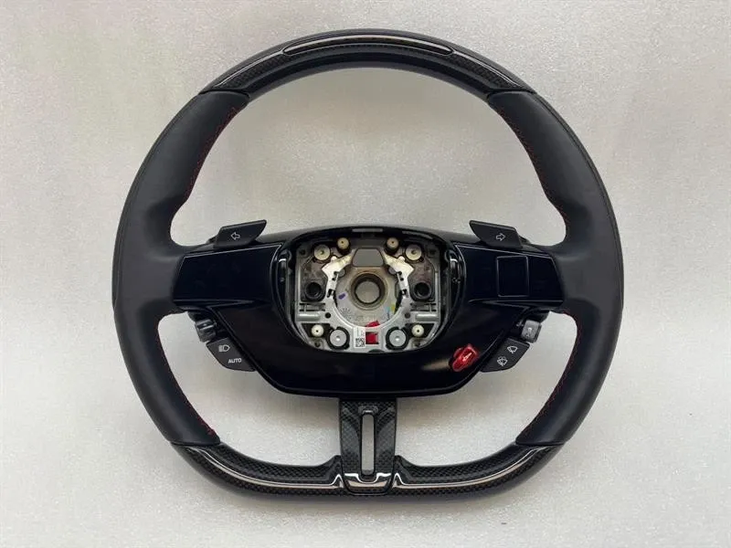 steering wheel Brand/Model: FERRARI SF90
Year: 2023
Engine: 39...