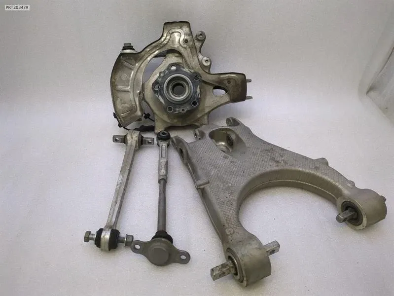 Right Rear Hub Brand/Model: FERRARI ROMA
Year: 2022
Engine: 38...