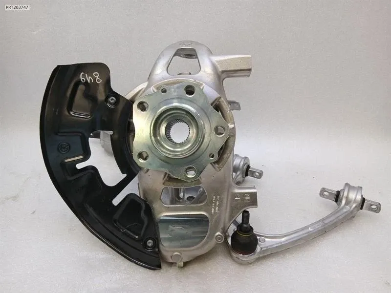Left Front Hub Brand/Model: FERRARI 849 TESTAROSSA

Left Front...