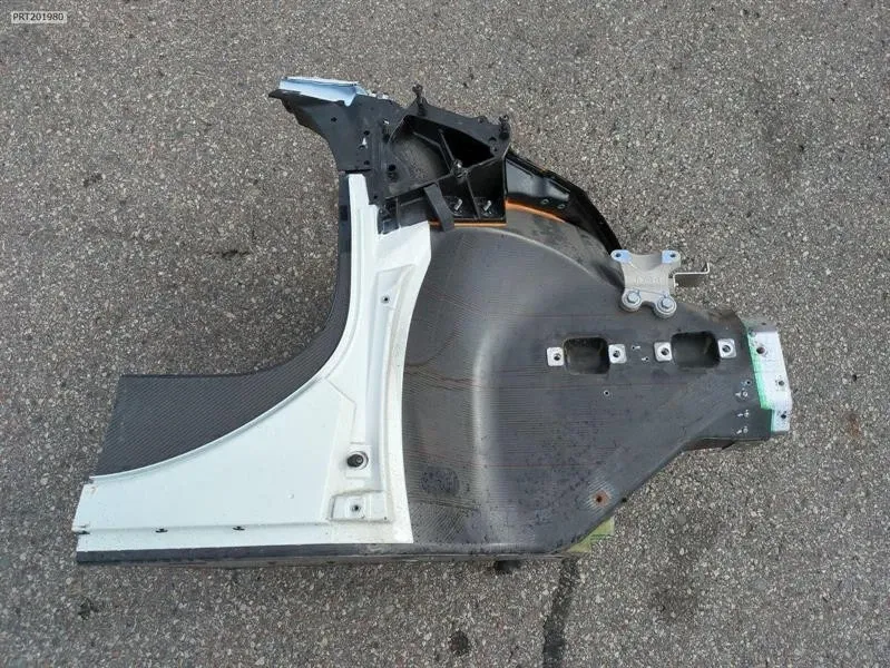 Front right chassis member Brand/Model: MCLAREN 650S
Year: 2015
Engine: 37...