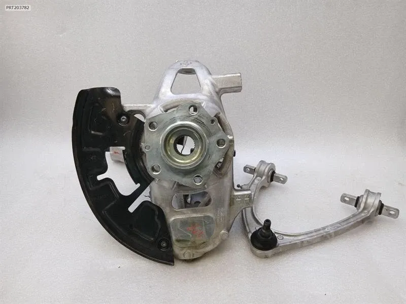 Left Front Hub Brand/Model: FERRARI ROMA
Year: 2023
Engine: 38...