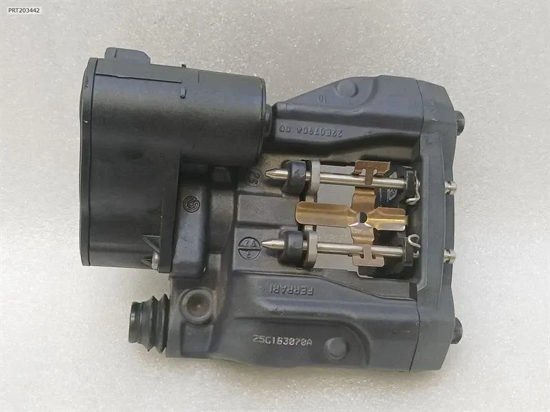 Brake caliper — rear right Brand/Model: FERRARI AMALFI

Brake caliper — re...