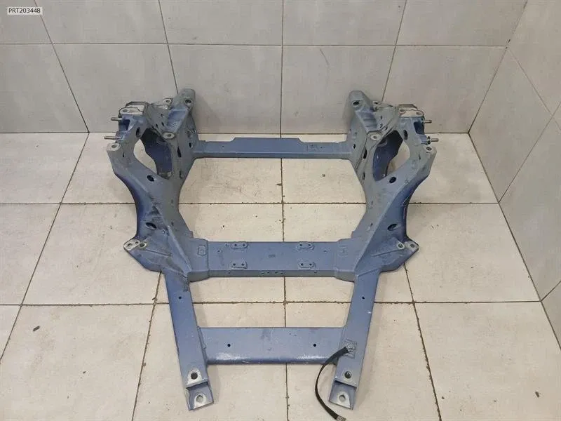 Rear subframe Brand/Model: FERRARI AMALFI

Rear subframe — FE...