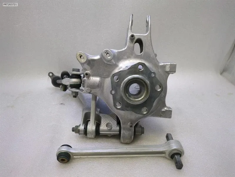 Right Rear Hub Brand/Model: FERRARI 849 TESTAROSSA

Right Rear...