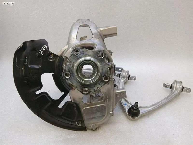 Left Front Hub Brand/Model: FERRARI 849 TESTAROSSA

Left Front...