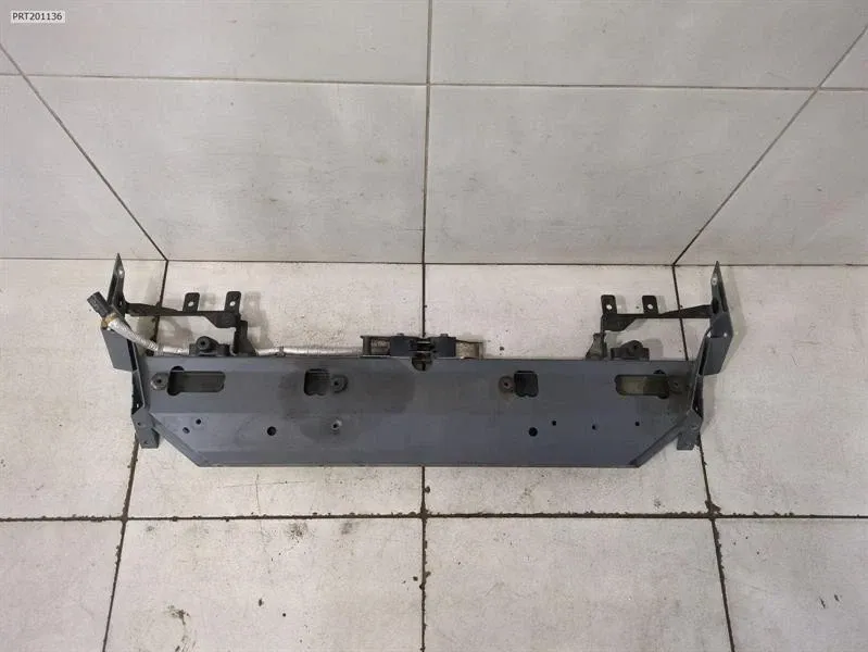 Holder- Bracket Brand/Model: LAMBORGHINI HURACAN
Year: 2017
Eng...