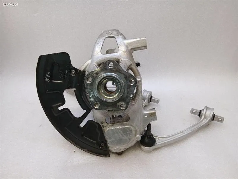 Left Front Hub Brand/Model: FERRARI 849 TESTAROSSA

Left Front...
