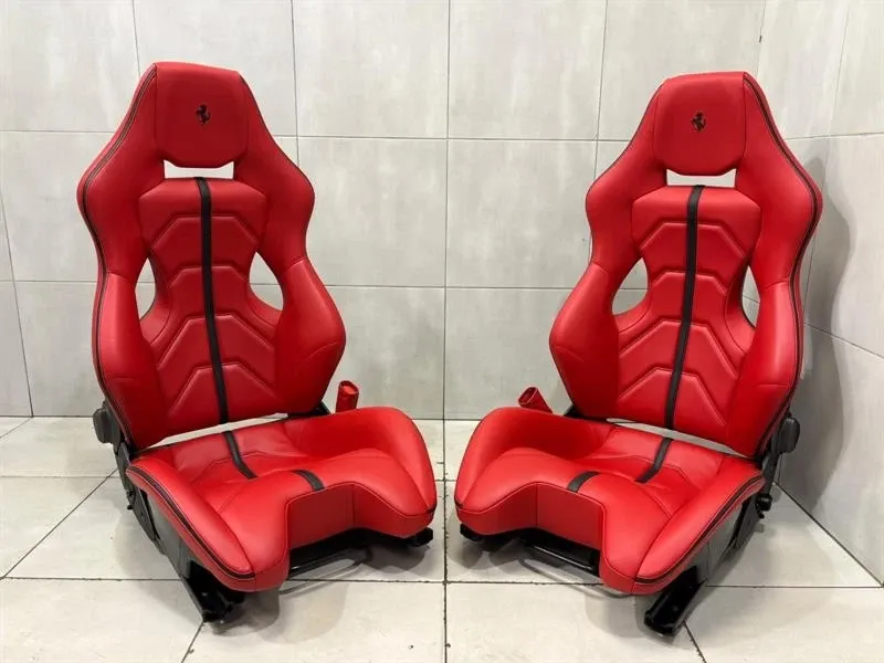 Seat Brand/Model: FERRARI 488
Year: 2019
Engine: 390...