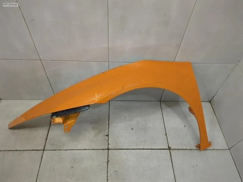 Left Wing Brand/Model: LAMBORGHINI HURACAN
Year: 2024
Eng...