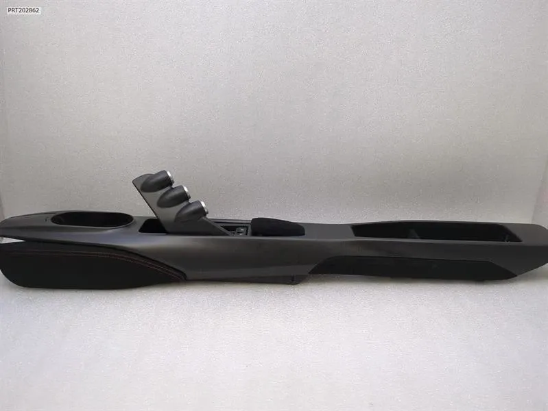 Console Brand/Model: FERRARI 488
Year: 2019
Engine: 390...