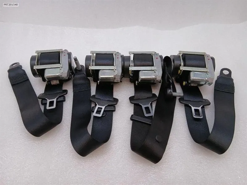 Porsche Cayman (981) Front seatbelt Front seatbelt — PORSCHE CAYMAN (981) (2012-201...