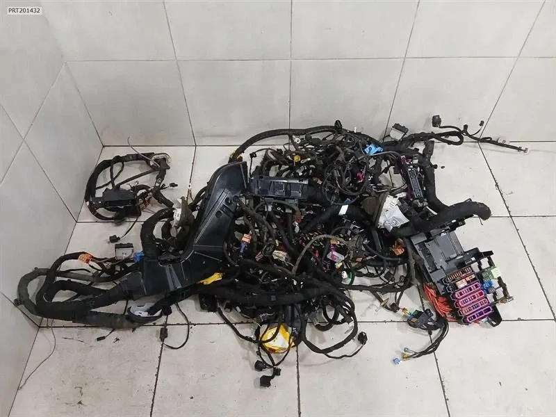 Wiring Loom Brand/Model: LAMBORGHINI HURACAN
Year: 2017
Eng...