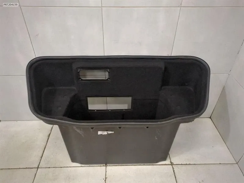 Parcel shelf Brand/Model: LAMBORGHINI HURACAN
Year: 2024
Eng...