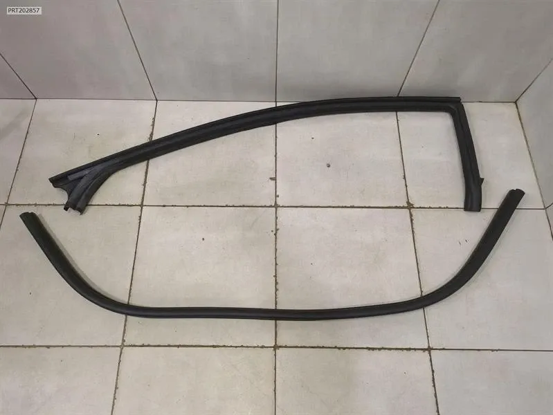 Door Seal Brand/Model: FERRARI 488
Year: 2019
Engine: 390...