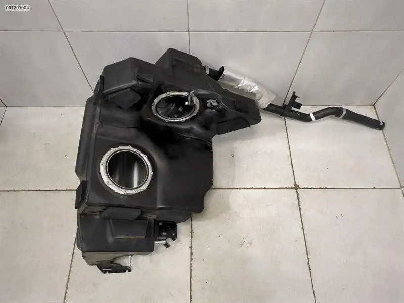 топливный бак Brand/Model: FERRARI 488
Year: 2019
Engine: 390...