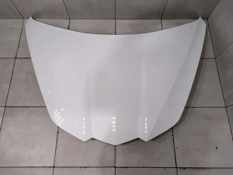 Chevrolet Corvette (C8) kapotas