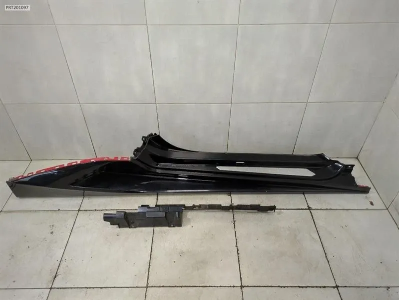 Side skirt Brand/Model: LAMBORGHINI HURACAN
Year: 2017
Eng...
