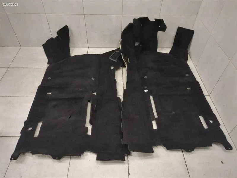Floor Mats RHD Brand/Model: LAMBORGHINI HURACAN
Year: 2024
Eng...