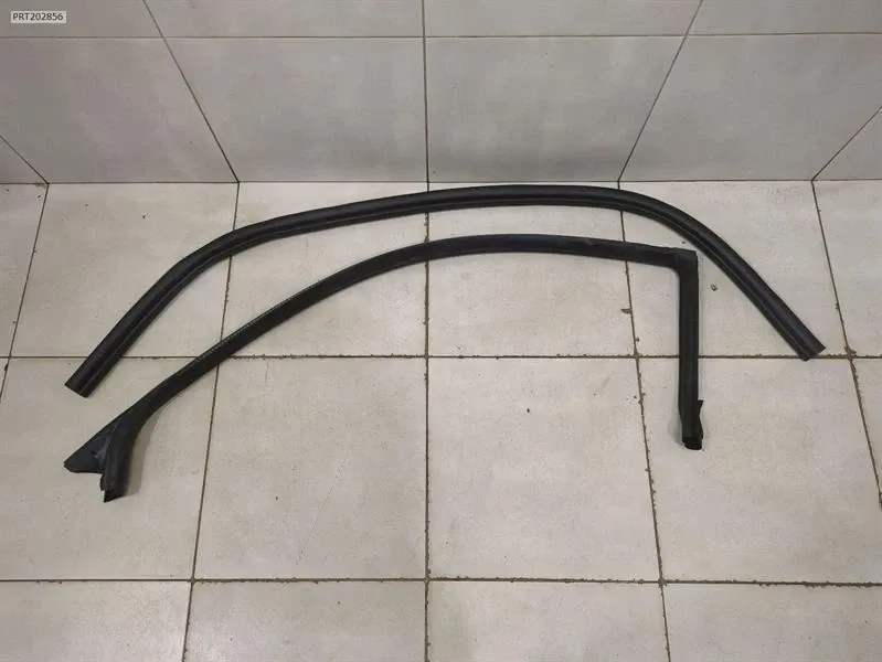 Door Seal Brand/Model: FERRARI 488
Year: 2019
Engine: 390...