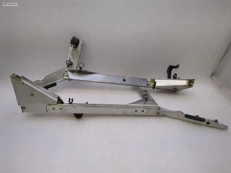 Holder- Bracket Brand/Model: ASTON MARTIN VANTAGE
Year: 2006
En...