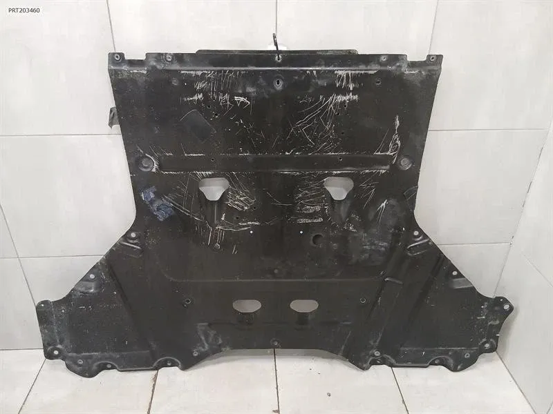 UNDERTRAY Brand/Model: FERRARI ROMA
Year: 2023
Engine: 38...