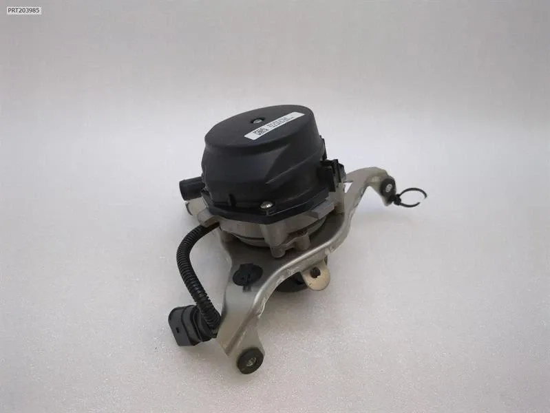 Porsche 911 (992) Secondary air pump