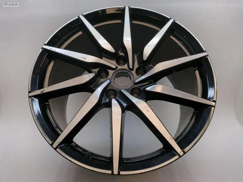 Alloy Wheel Brand/Model: ASTON MARTIN DB11
Year: 2018
Engin...