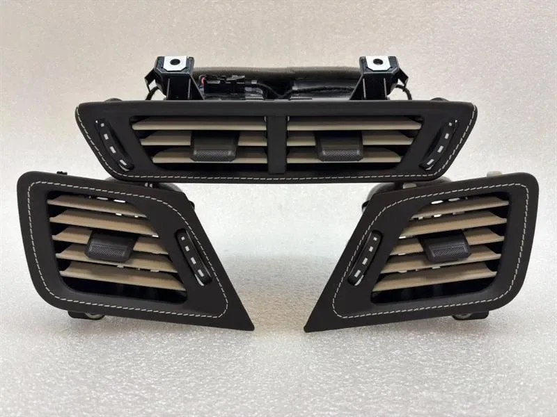 Porsche 911 (992) Dashboard air vent
