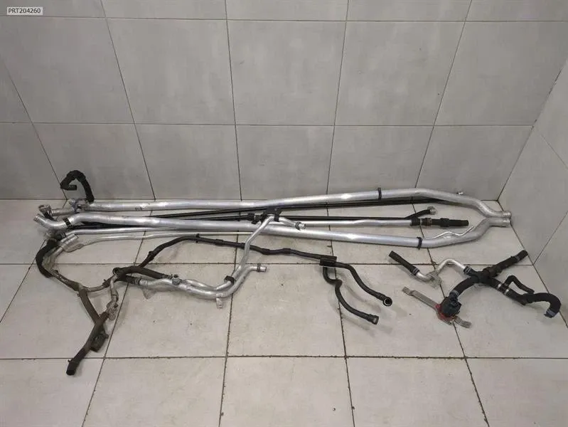 Pipe   Brand/Model: LAMBORGHINI HURACAN
Year: 2024
Eng...