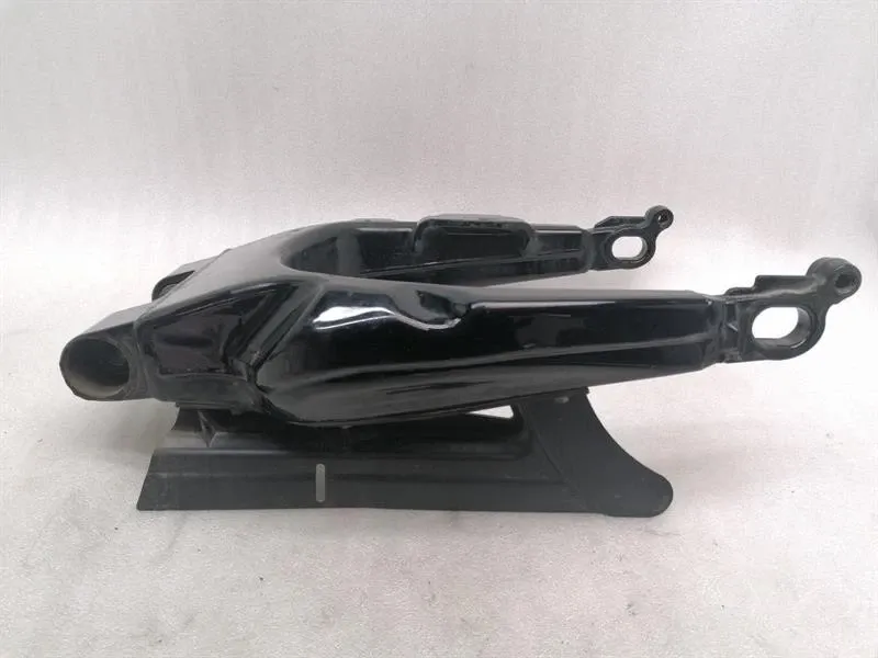 Rear swingarm Brand/Model: HARLEY-DAVIDSON TOURING
Year: 2009...