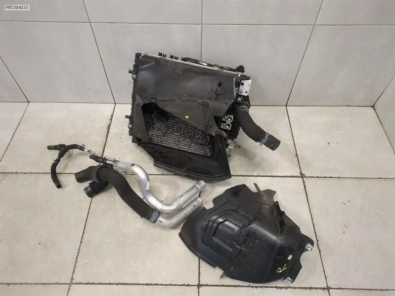 Radiator pack Brand/Model: LAMBORGHINI HURACAN
Year: 2024
Eng...