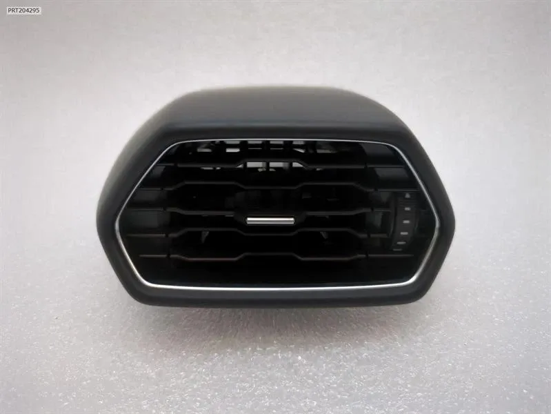 Dashboard air vent Brand/Model: LAMBORGHINI HURACAN
Year: 2024
Eng...