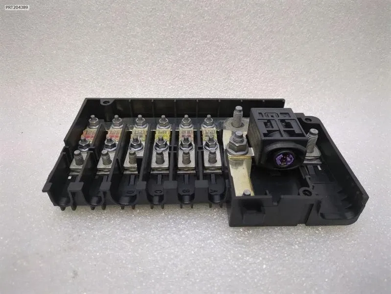 Fuse box Brand/Model: LAMBORGHINI HURACAN
Year: 2024
Eng...