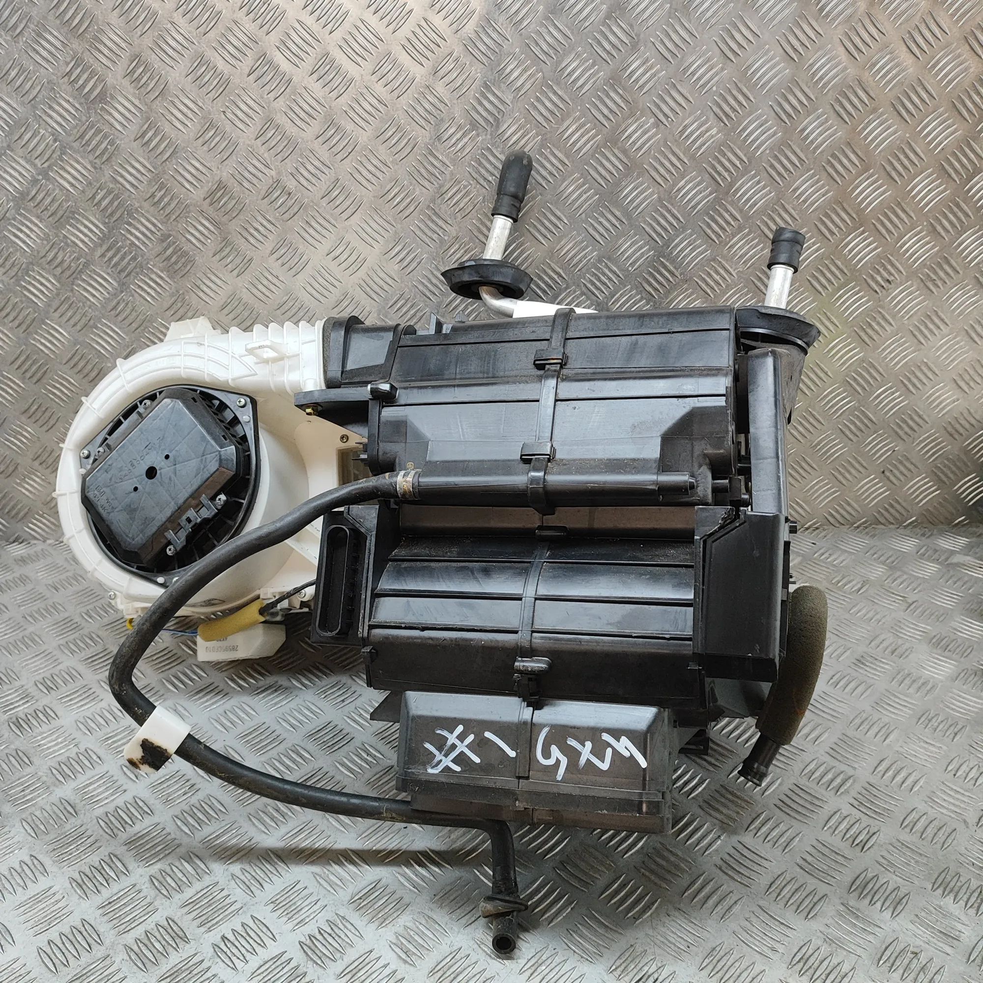 Nissan 350Z Interior Heater Interior Heater — NISSAN 350Z (Z33) (2002-2008)...