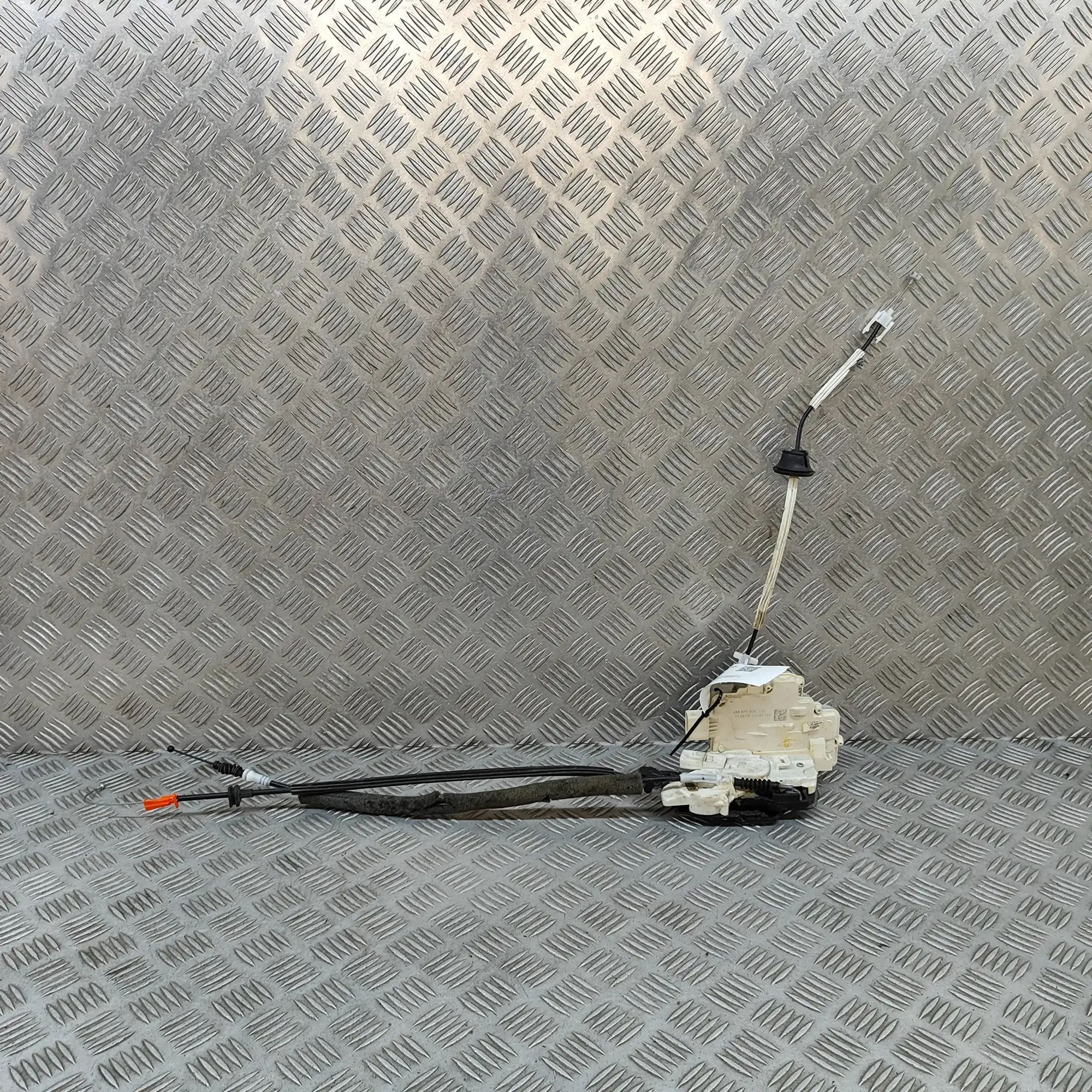 Porsche Panamera Door lock — rear left