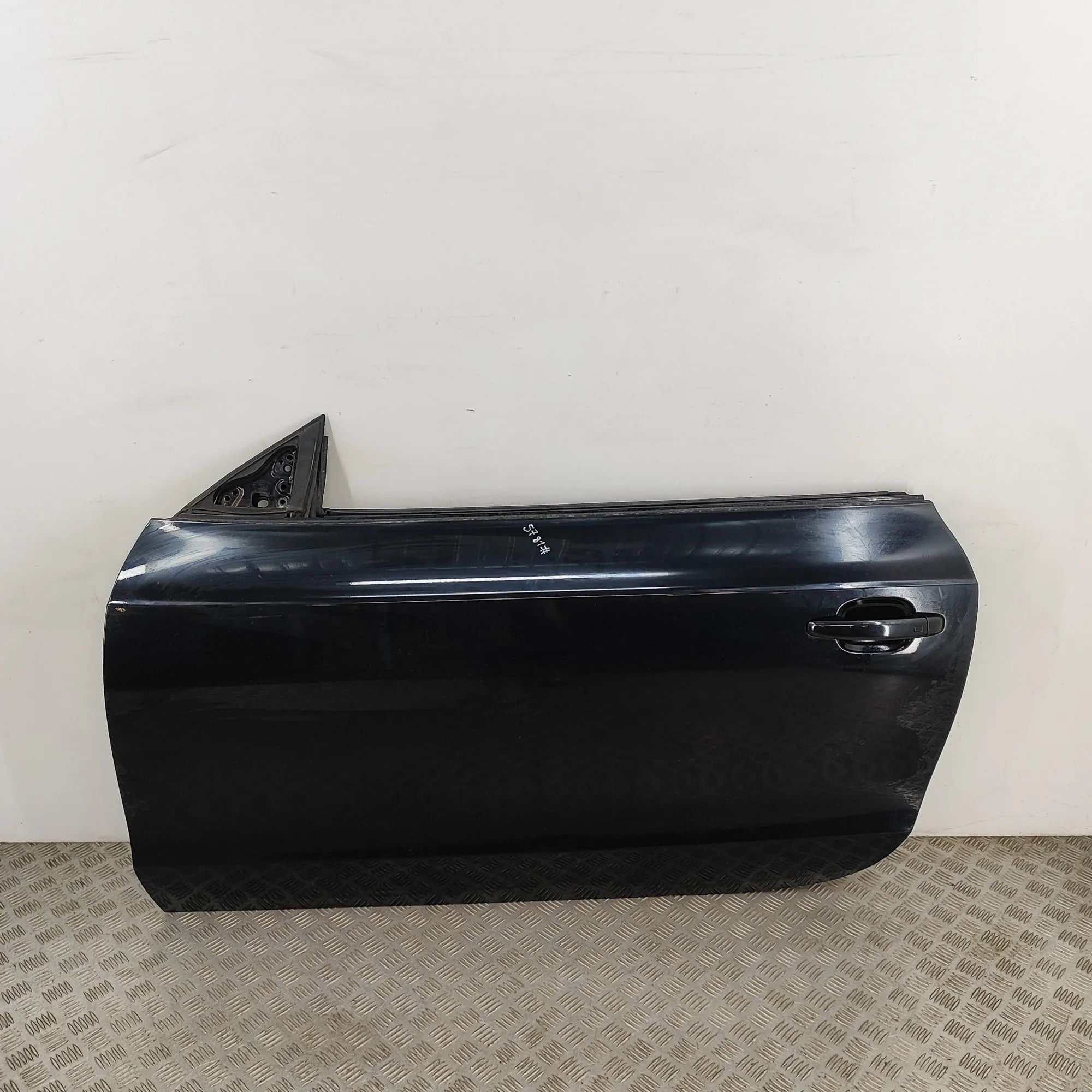 Audi A5 (B8) Door — front left