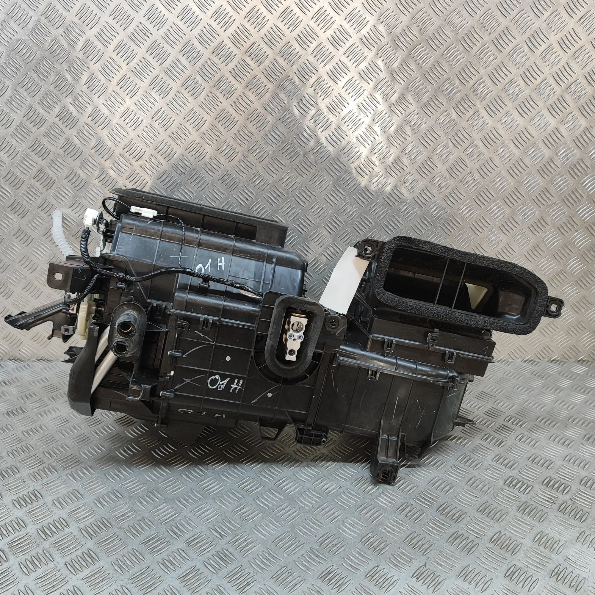 Honda Civic Interior Heater Interior Heater — HONDA CIVIC (FC, FK) (2015-20...
