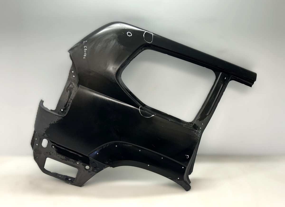 Toyota Land Cruiser 100 Fender Rear Right Fender Rear Right — TOYOTA LAND CRUISER 120 (20...
