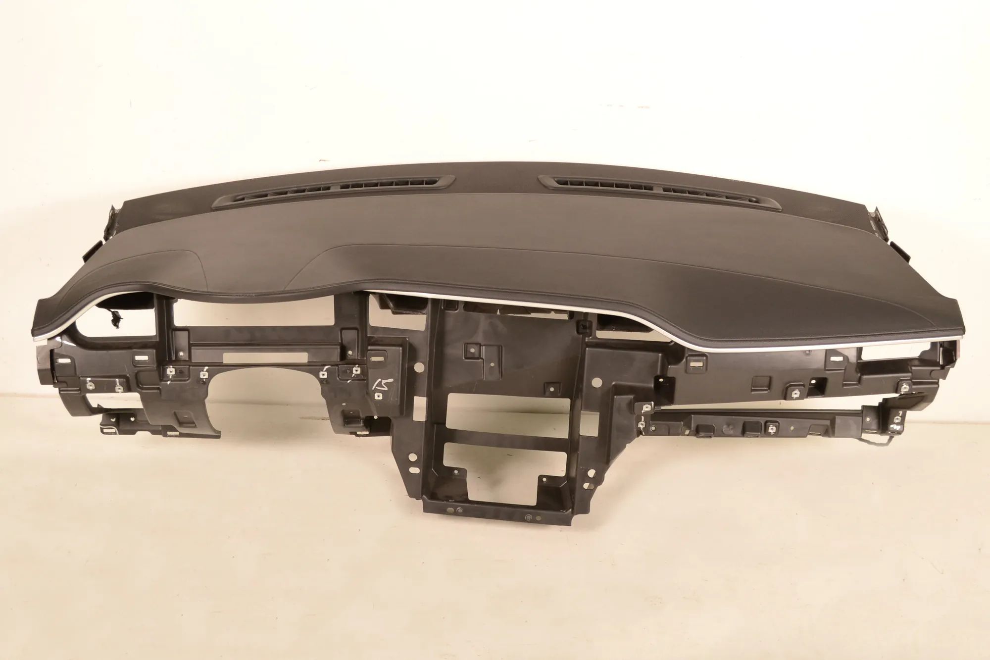 Tesla Model S Dashboard Dashboard — TESLA MODEL S (5YJS) (2012-PRESENT)...