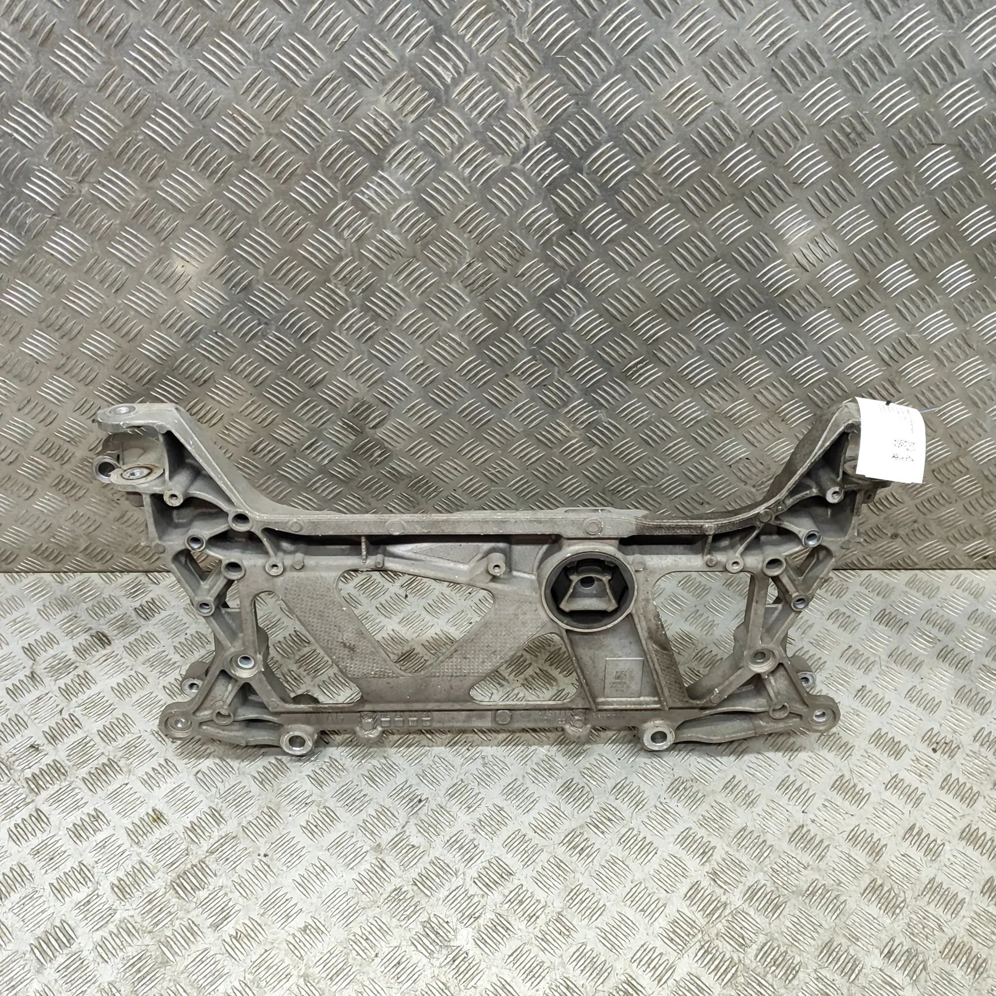 Volkswagen Golf 8 Front subframe