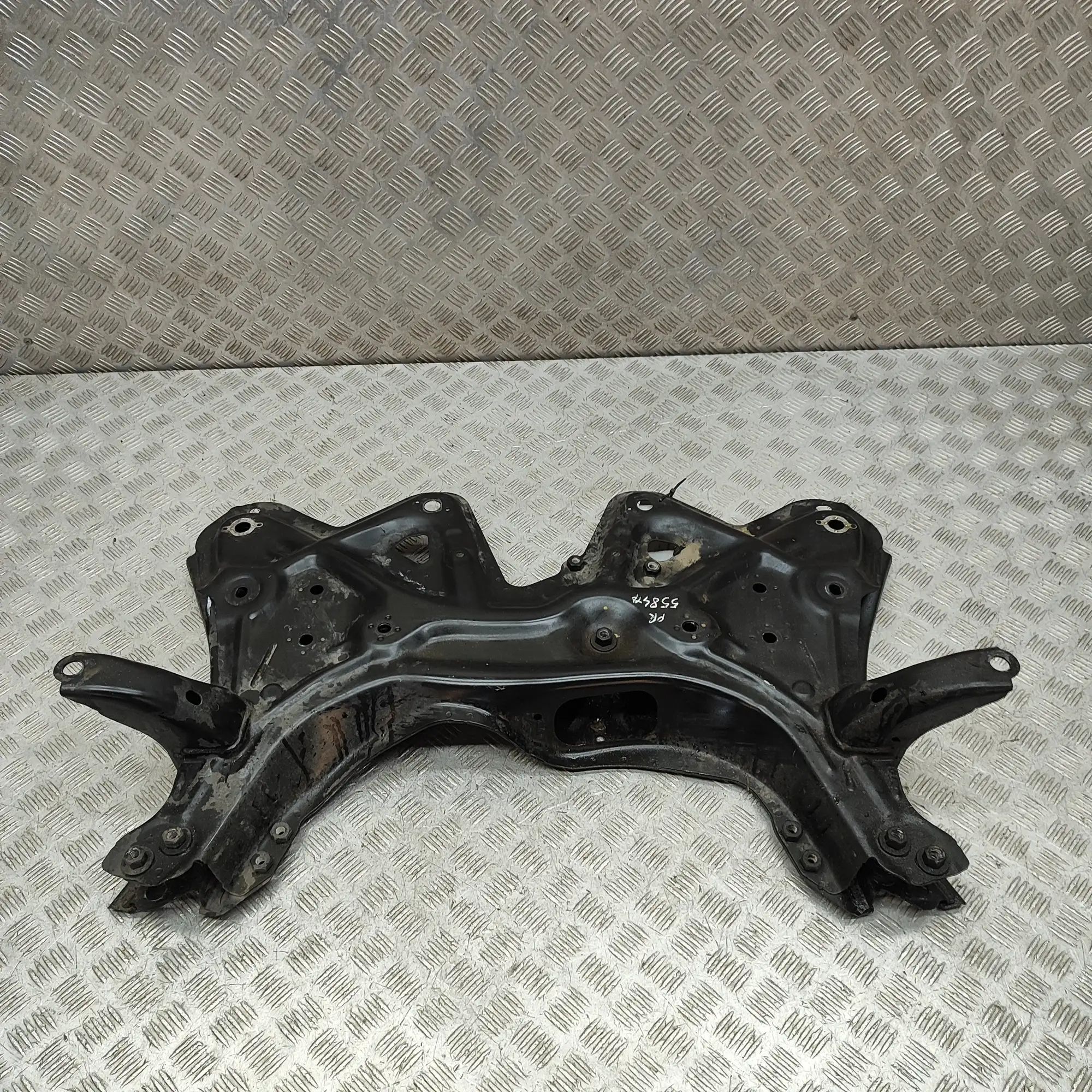 Fiat 500 (332) Front subframe Front subframe — FIAT 500 (312_) (2007-PRESENT)...