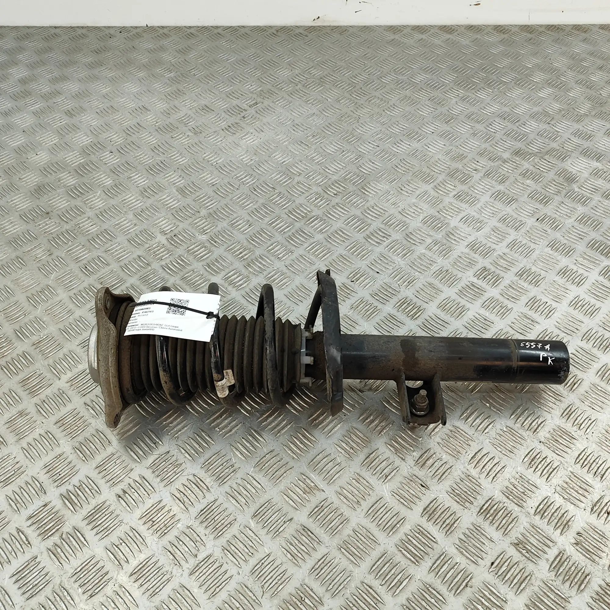 Mercedes-Benz CLA (C118) Shock absorber — front left Shock absorber — front left — MERCEDES BENZ CLA...