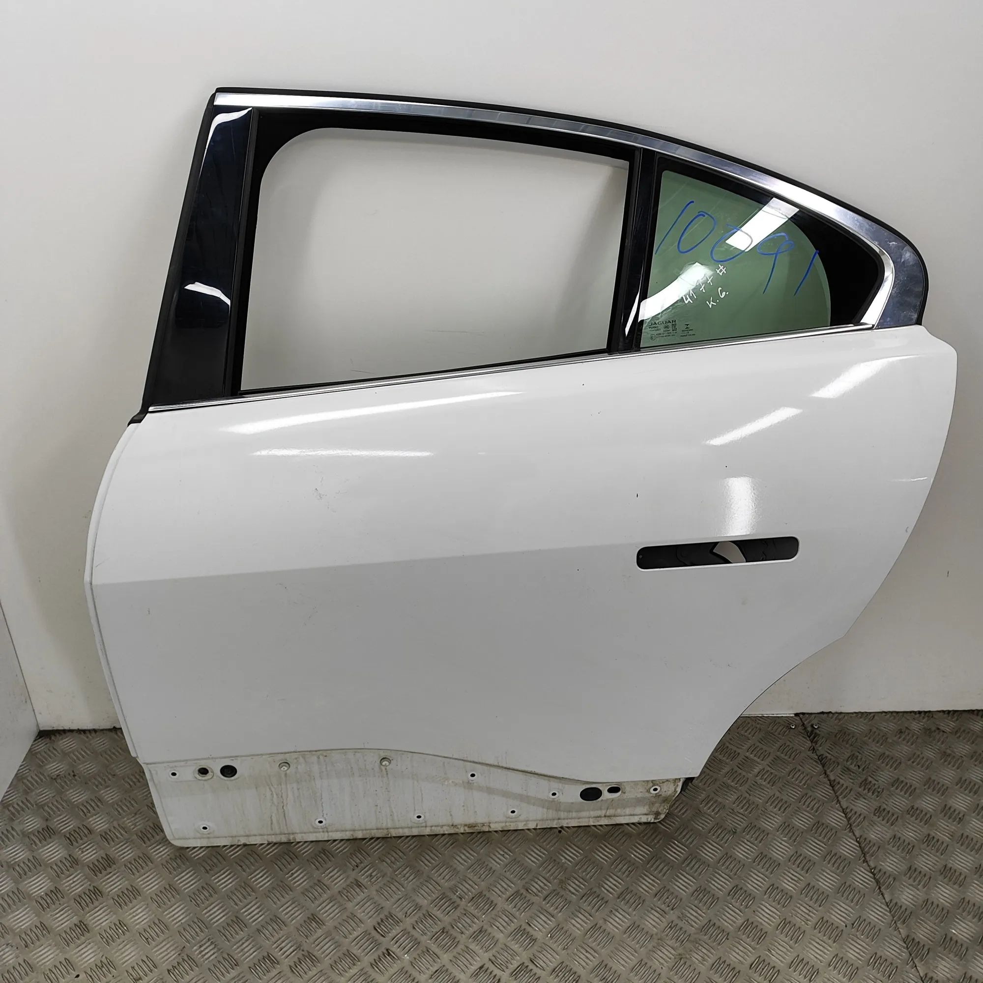 Jaguar I-Pace Door — rear left Door — rear left — JAGUAR I-PACE (X590) (2018-P...