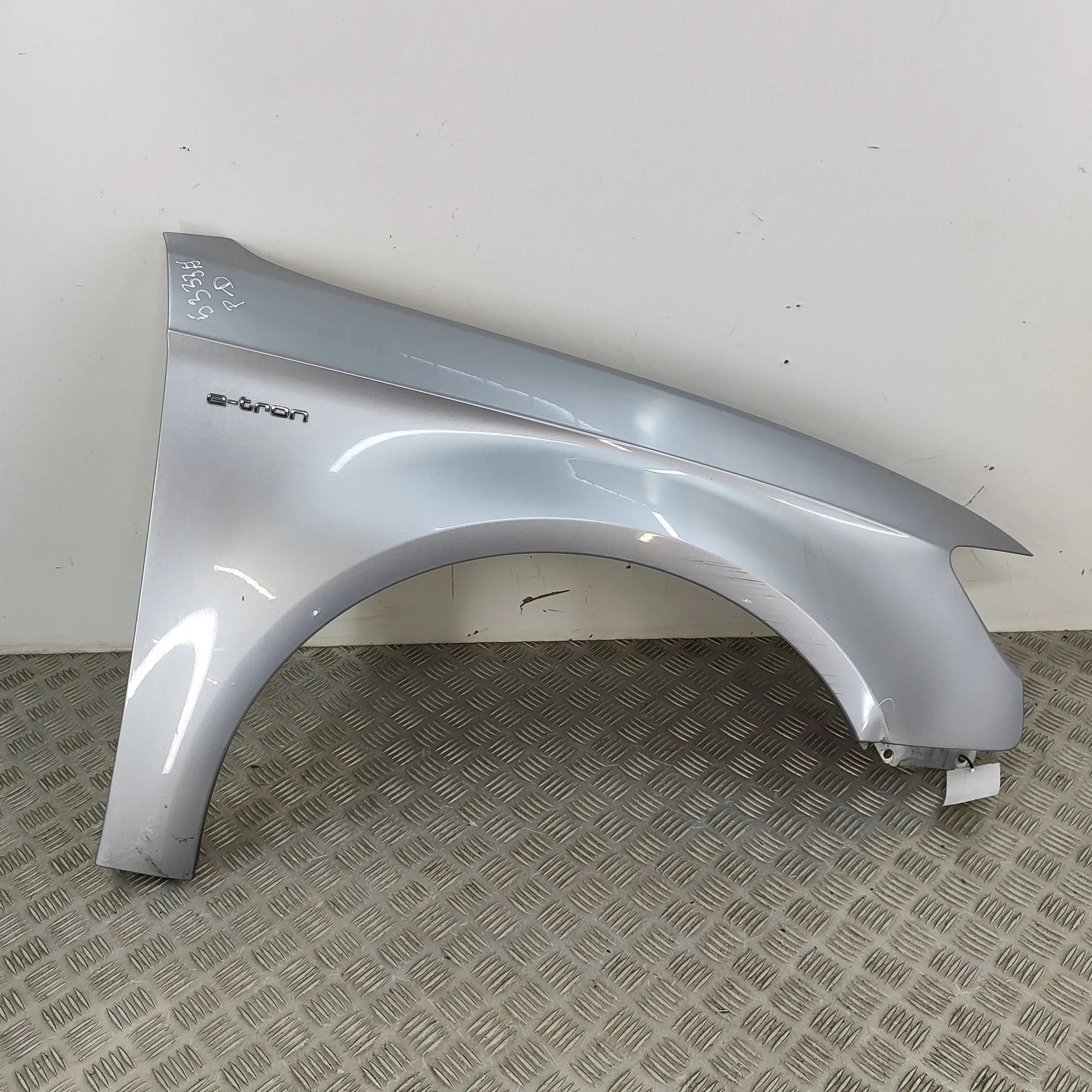 Audi A3 (8V) Front Right Fender Front Right Fender — AUDI A3 (8V_) (2012-2020) ...