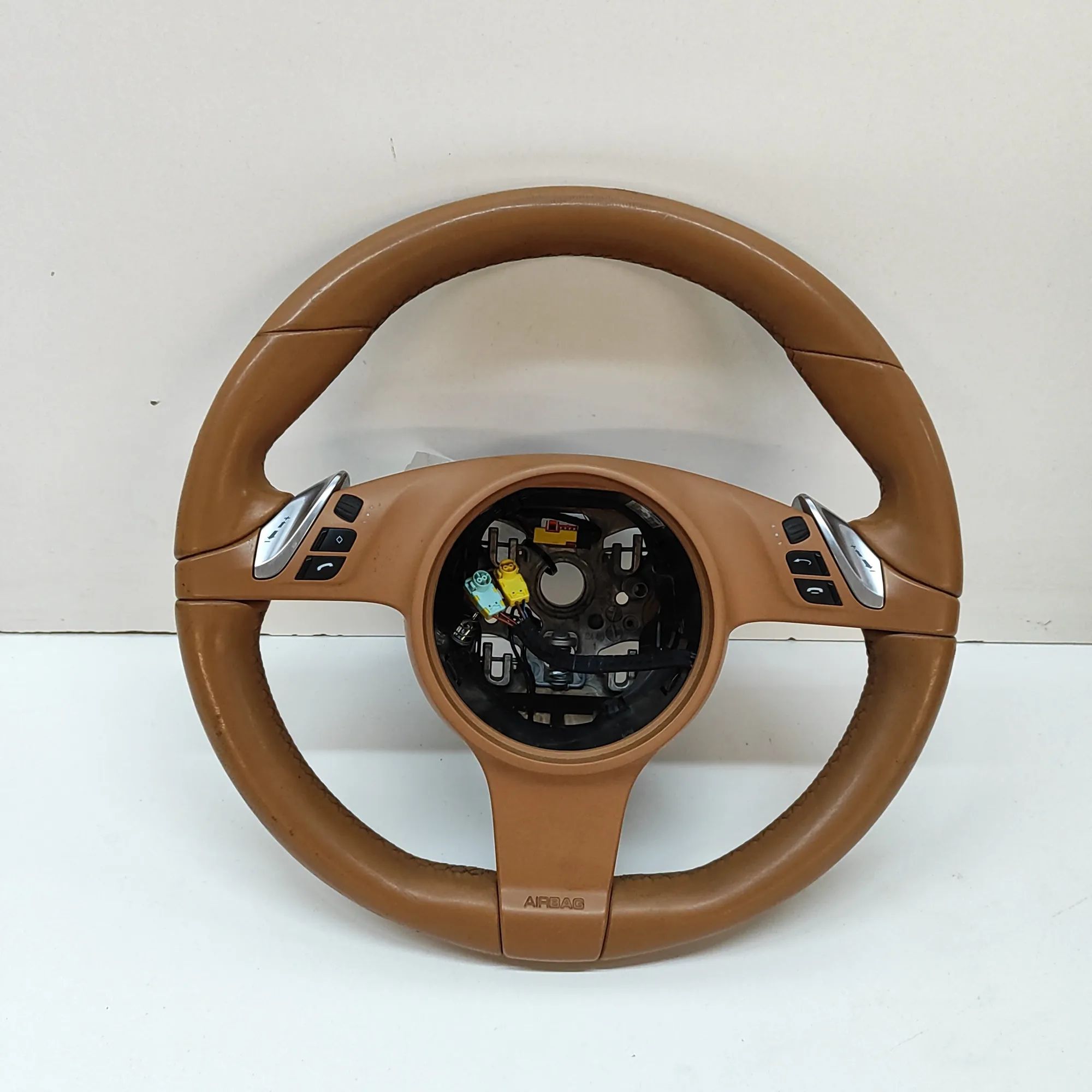 Porsche Panamera steering wheel