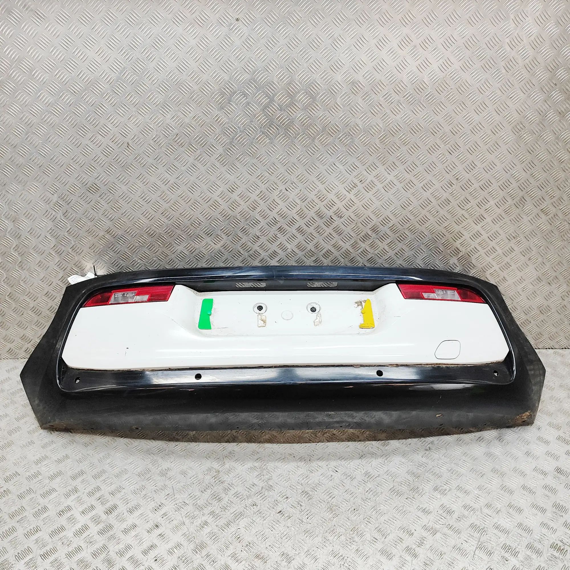 BMW i3 (I01) Bumper rear