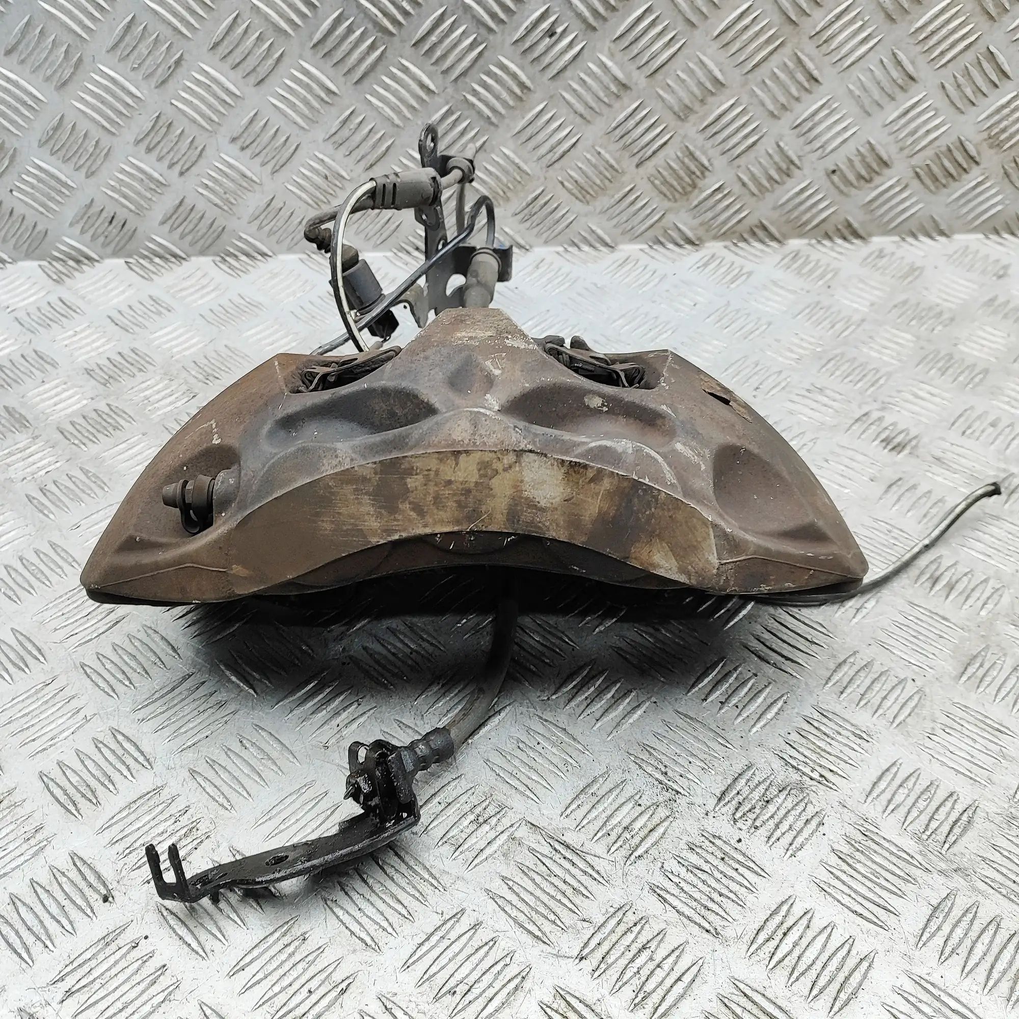 Audi Q5 (FY) Front Left Brake Caliper Front left brake caliper — AUDI Q5 (FYB, FYG, F...