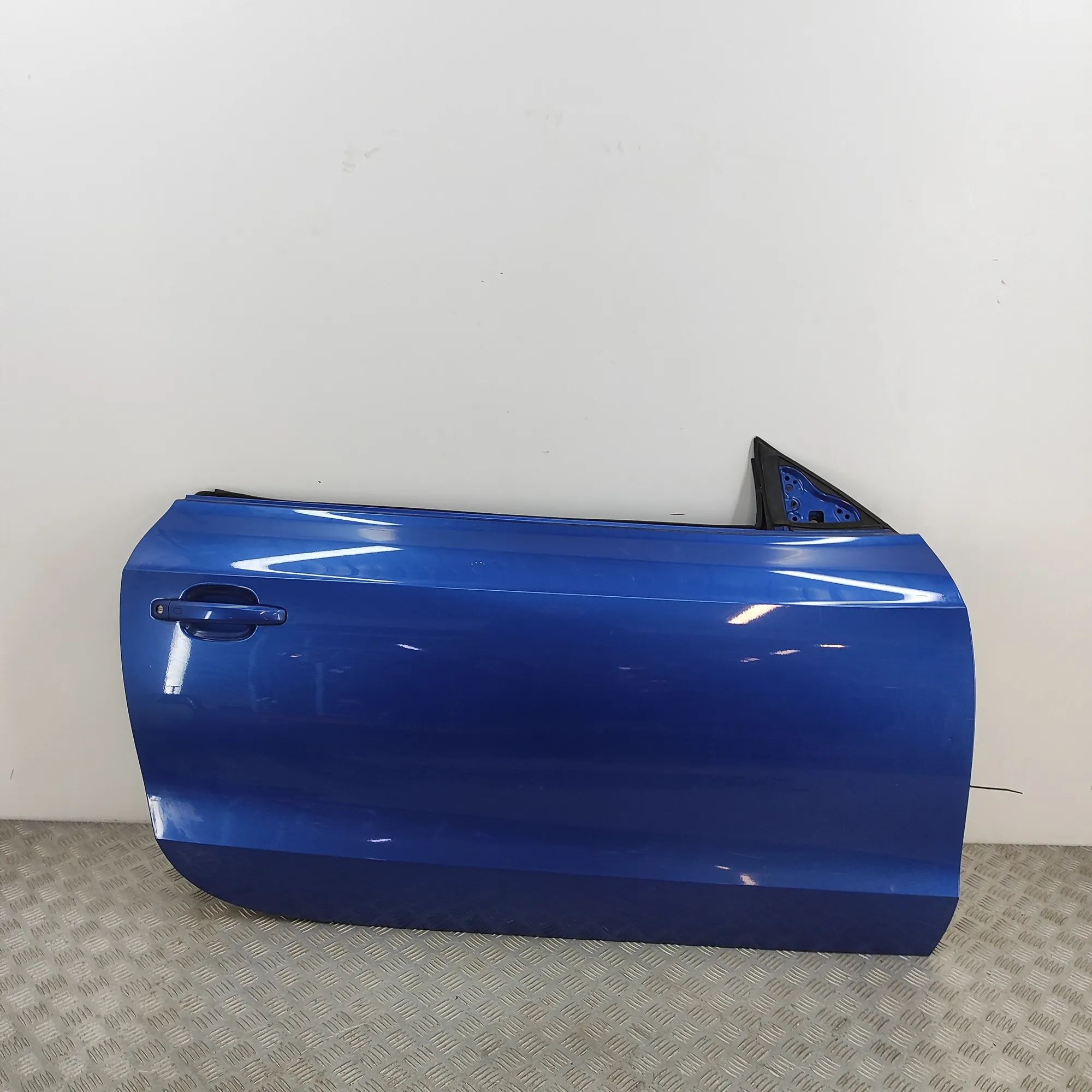 Audi A5 (B8) Door — front right